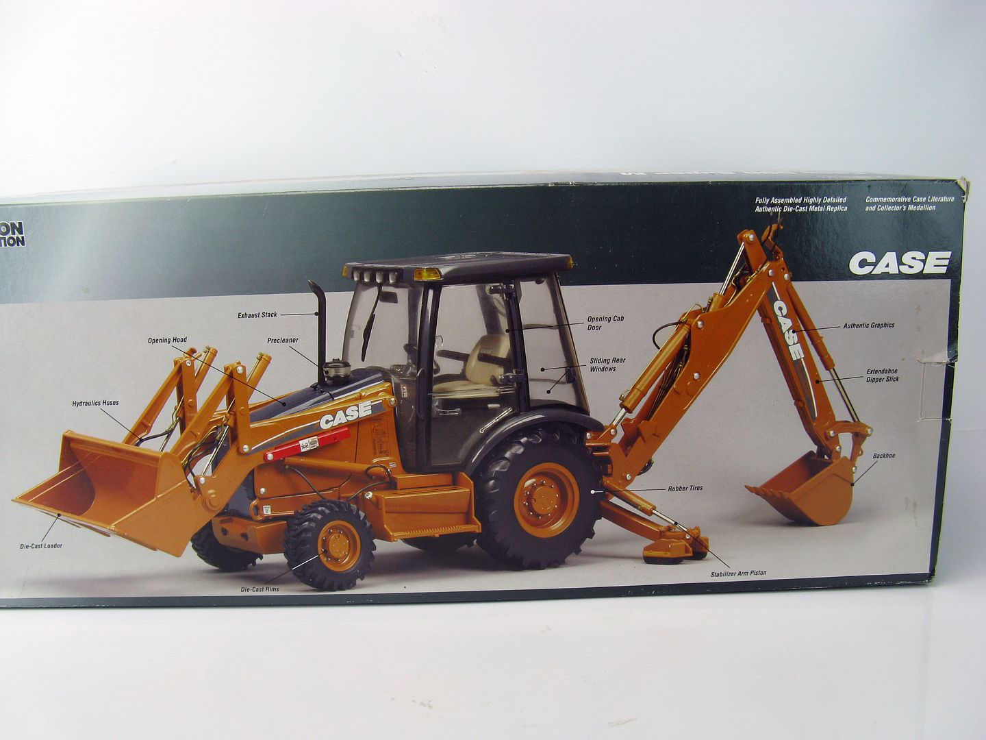 1/16 ERTL Precision Construction CASE 580 Super M Tractor Loader