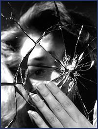 broken mirror Pictures, Images and Photos