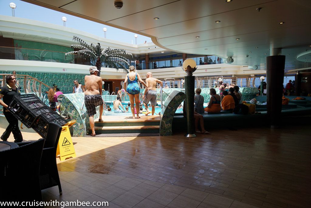 MSC Divina indoor pool