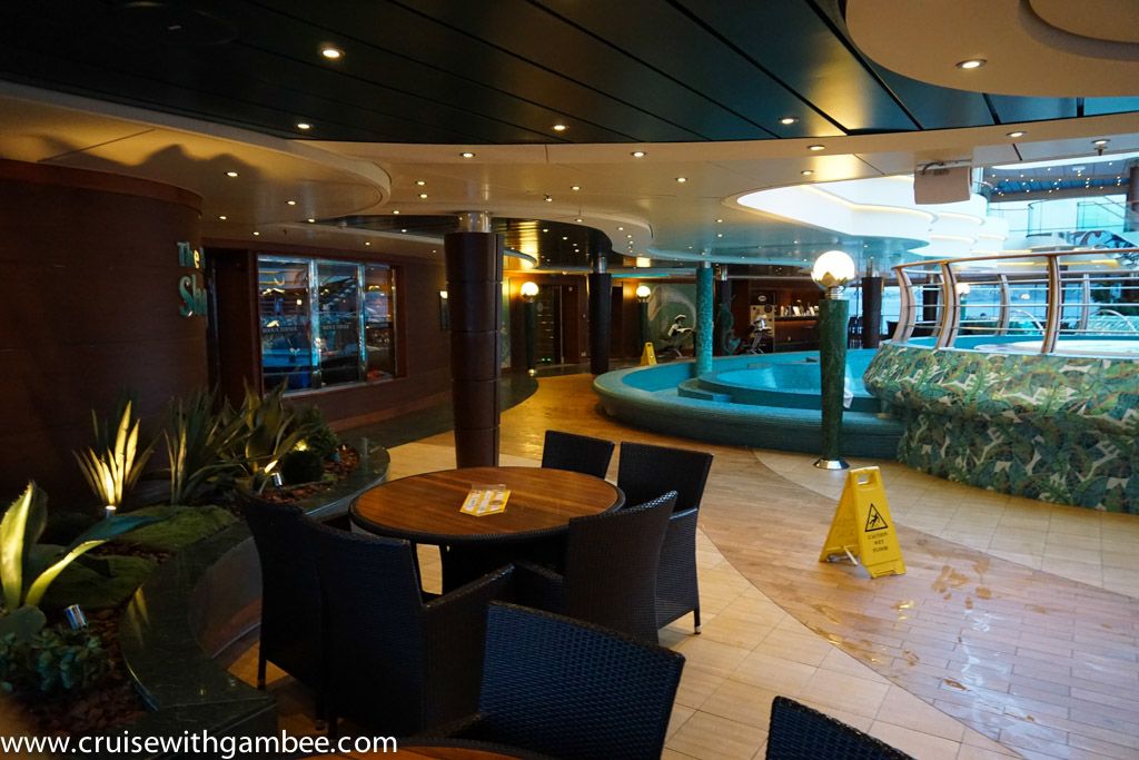 MSC Divina indoor pool