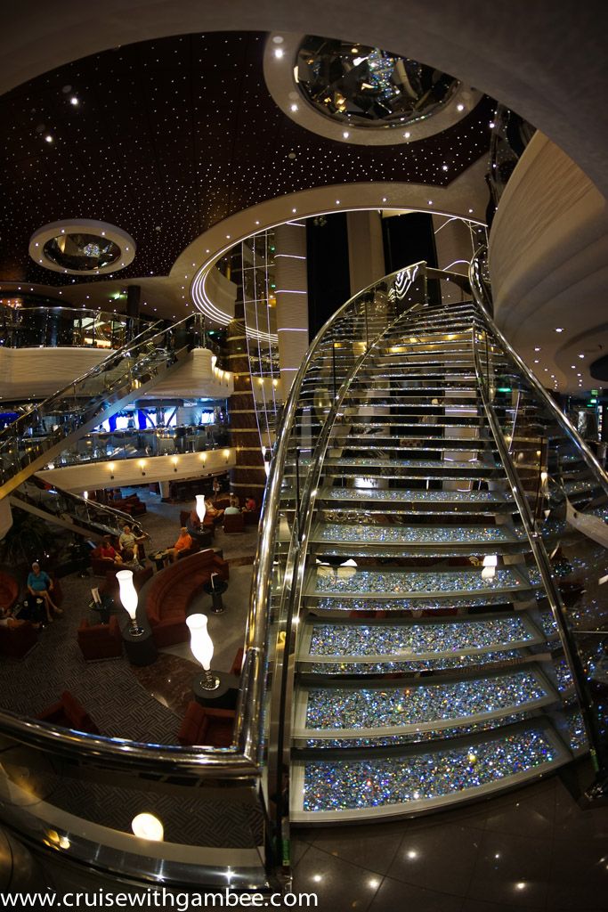 MSC Divina Atrium