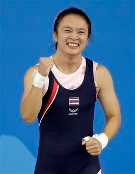 oly900.jpg