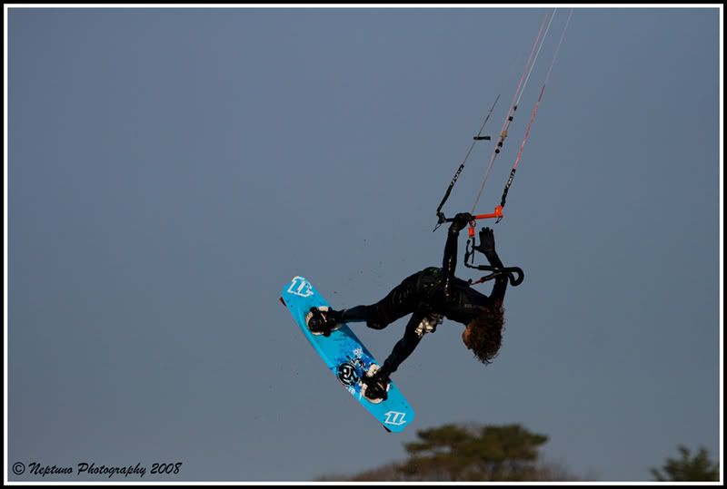 kitesurfing3.jpg