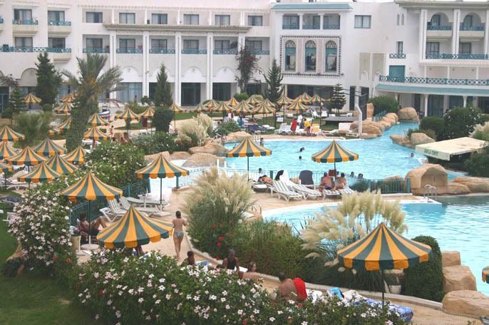 hotel6a.jpg