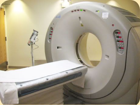What+does+a+ct+scan+machine+look+like