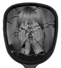 broken photo 2edited20171902_s.jpg