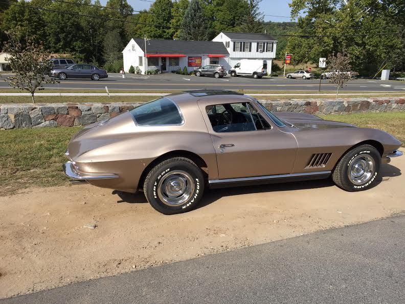  photo Corvette with Sunroofs_zpszrzpat6g.jpg