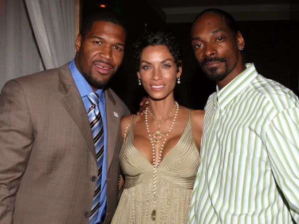 nicole murphy children. Michael Strahan, Nicole Murphy