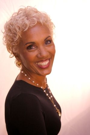 Museum of the African Diaspora Names Philanthropist Deborah Santana as Board of Directors Vice Chair - headshot-santana
