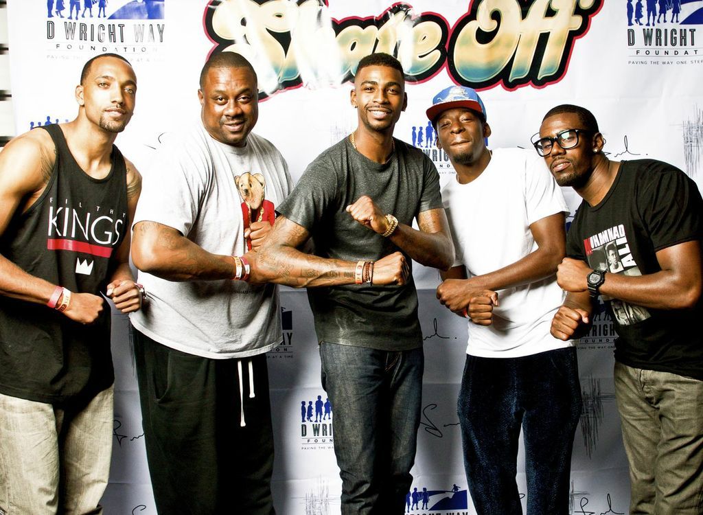 photo DWright-MiddleJordanCrawfordofBostonCelticsFarRightandfriends2_zps08e272cf.jpg