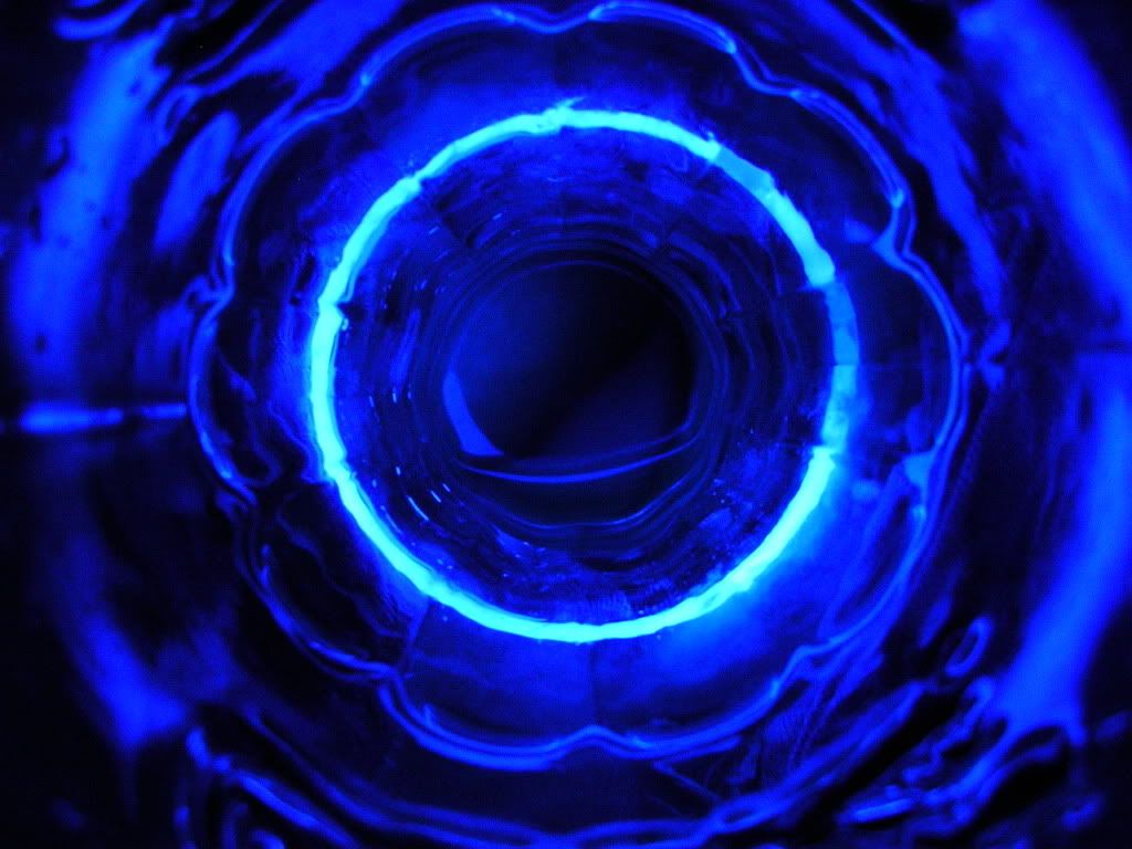 Blue_g.jpg