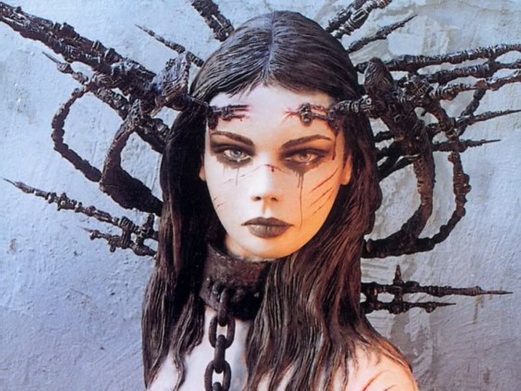 luis_royo_evolution_artwork_1024_76.jpg