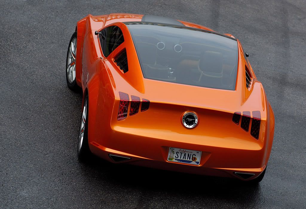 2006_Ford_MustangGiugiaroConcept3.jpg