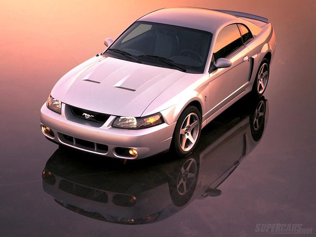 2003_Ford_MustangSVTCobra5.jpg
