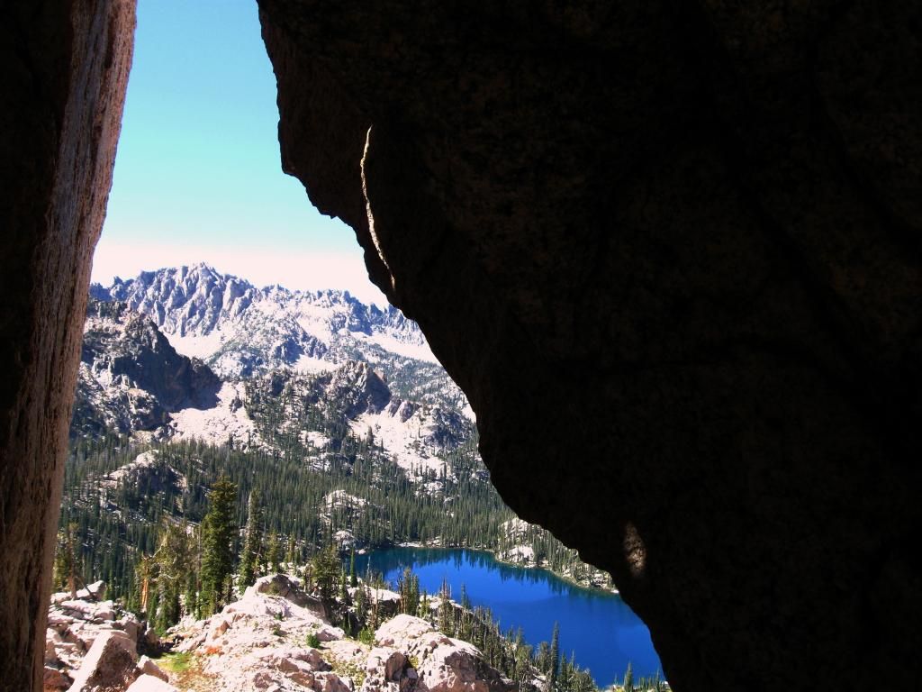 IMAGE: http://i175.photobucket.com/albums/w149/srspud/hiking/IMG_1897-2_zps417dded7.jpg