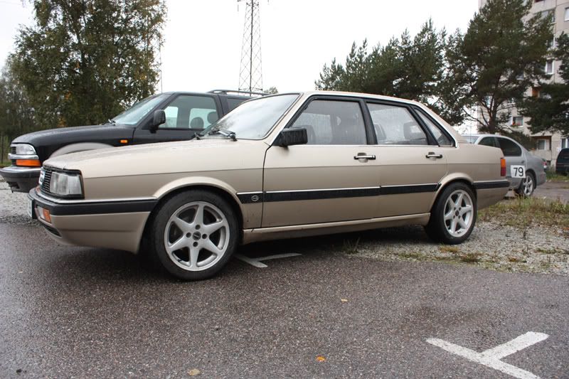 http://i175.photobucket.com/albums/w150/Audihoolik/Audi90.jpg